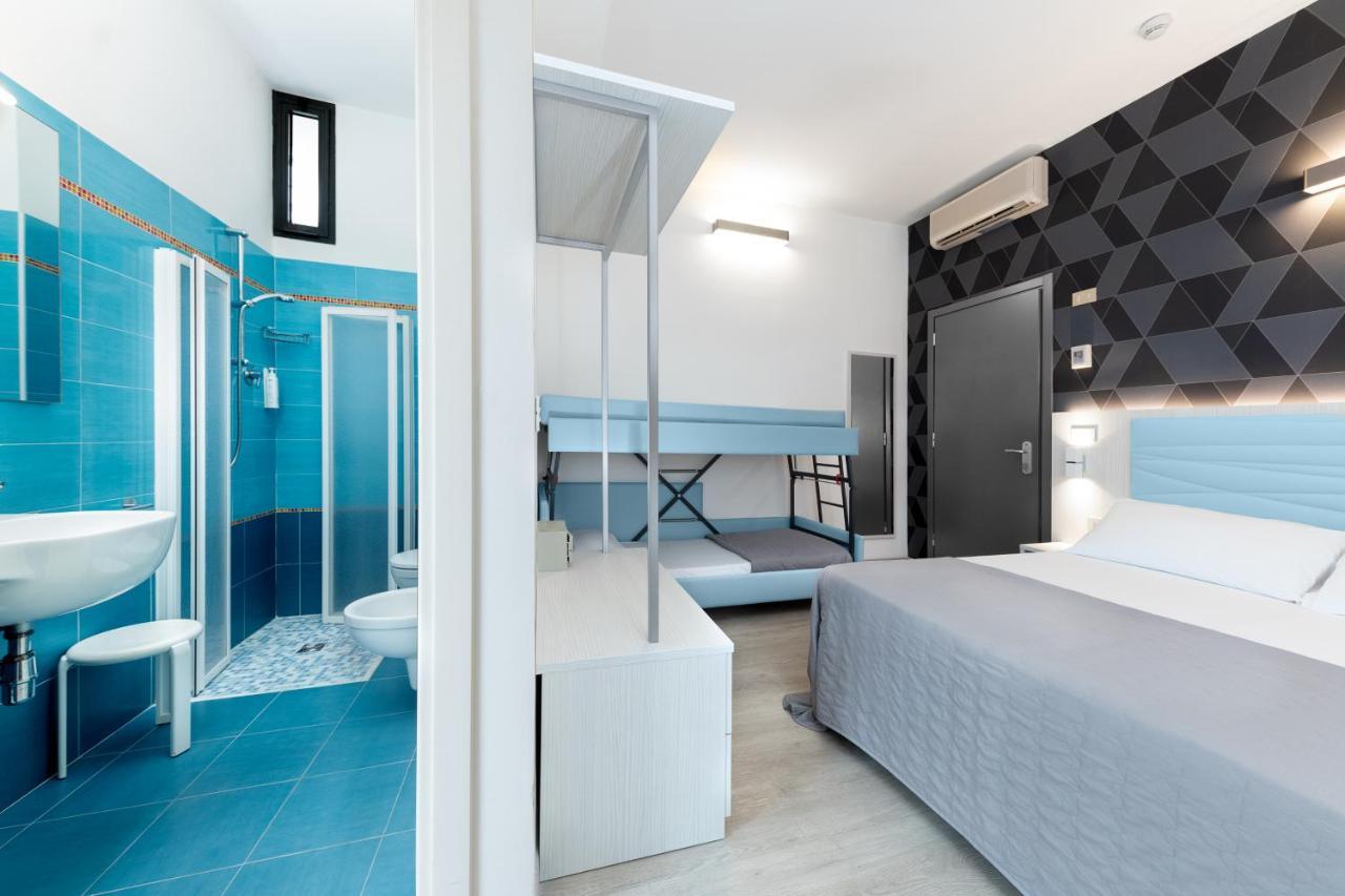 Hotel Eiffel Rimini Zewnętrze zdjęcie