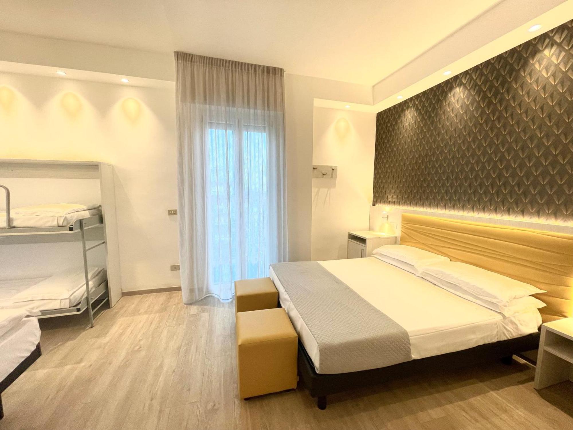 Hotel Eiffel Rimini Zewnętrze zdjęcie