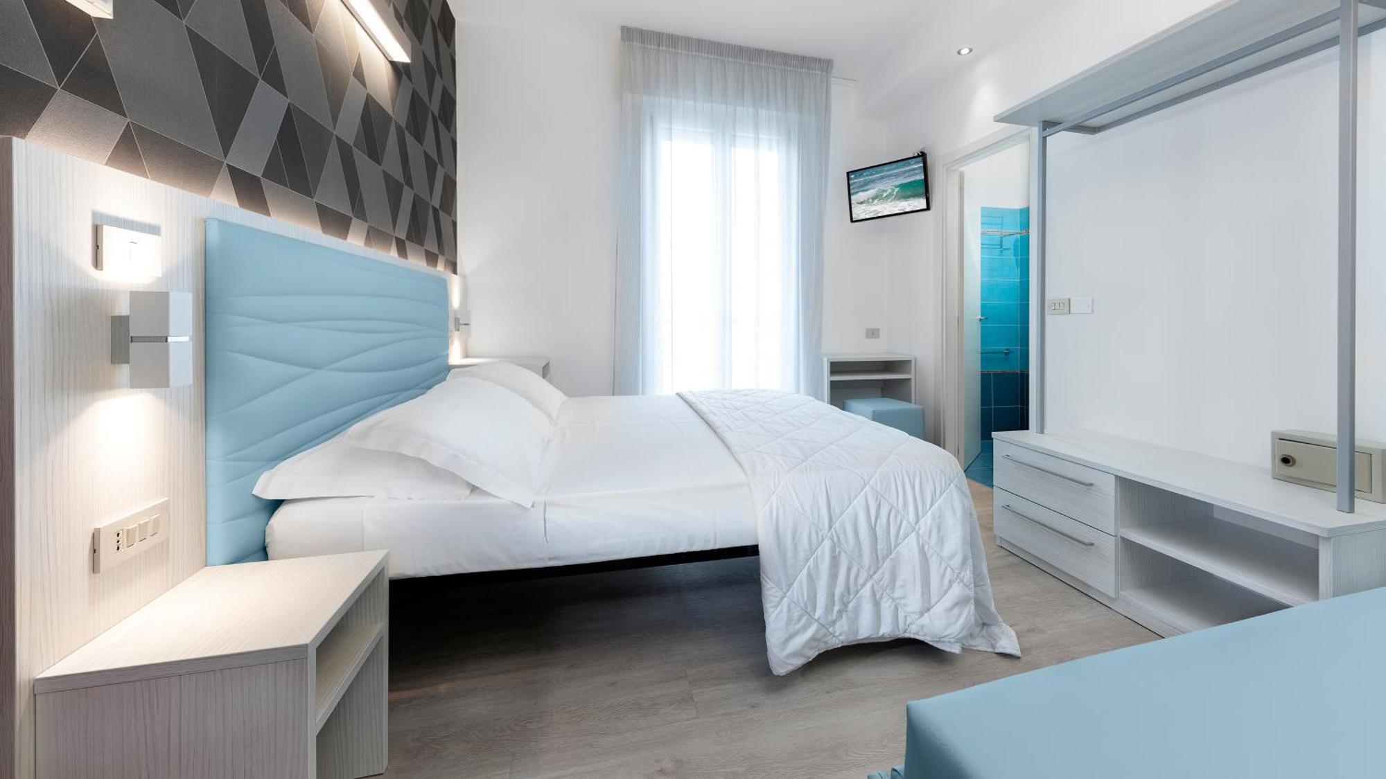 Hotel Eiffel Rimini Zewnętrze zdjęcie